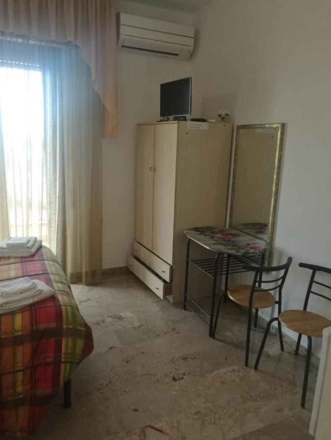 Le Magnolie B&B Roseto Degli Abruzzi Eksteriør billede